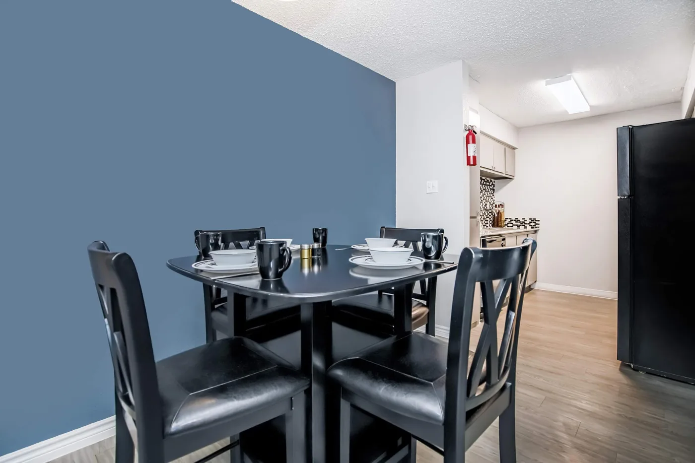 Comedor de un apartamento en Eden Pointe